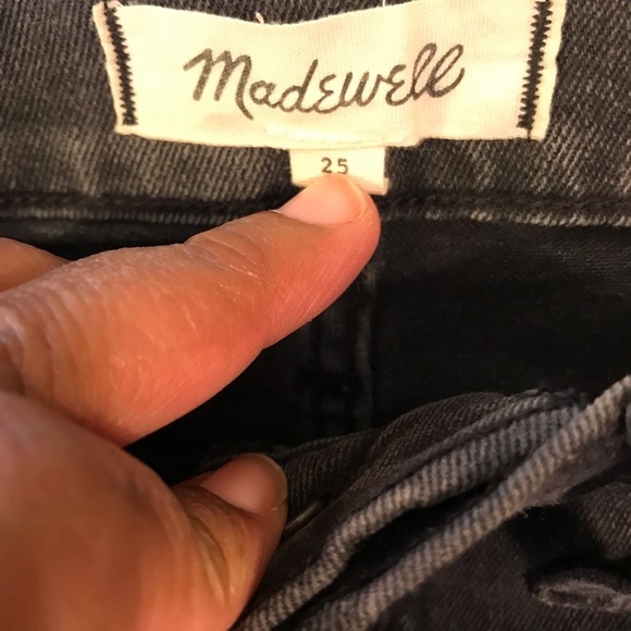 Madewell Distressed High-Rise Denim Boy Shorts Button Fly - Picture 12 of 14